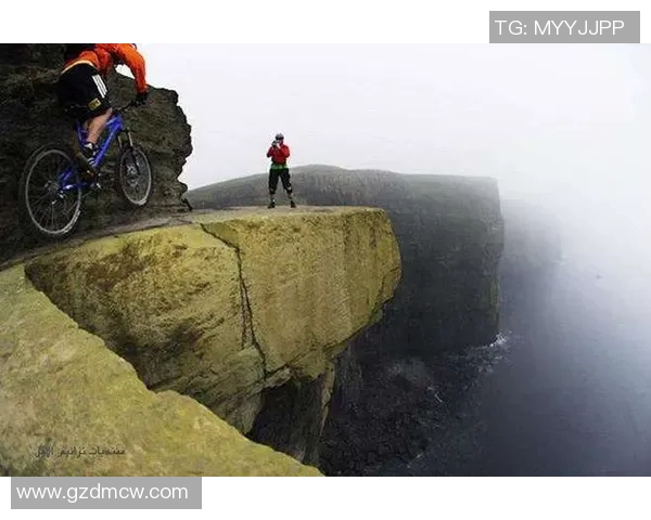 成都极限运动队荣登全国意识排行榜第二名引发热议